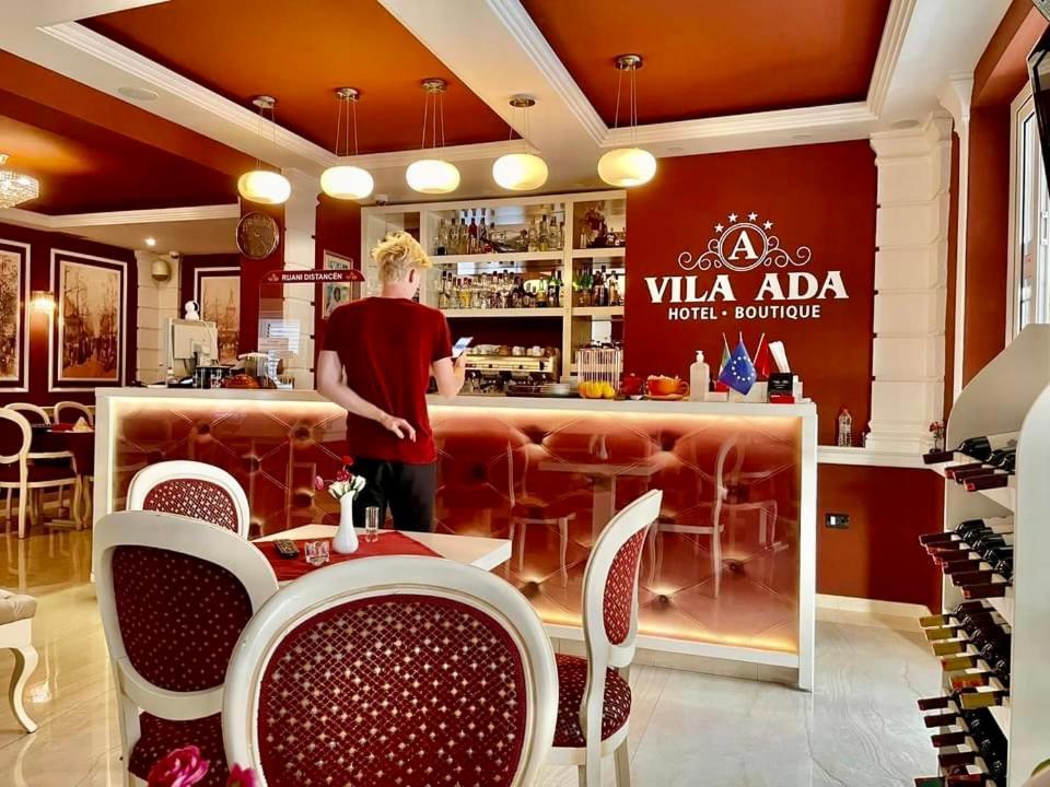 Vila Ada Hotel Тирана Екстериор снимка